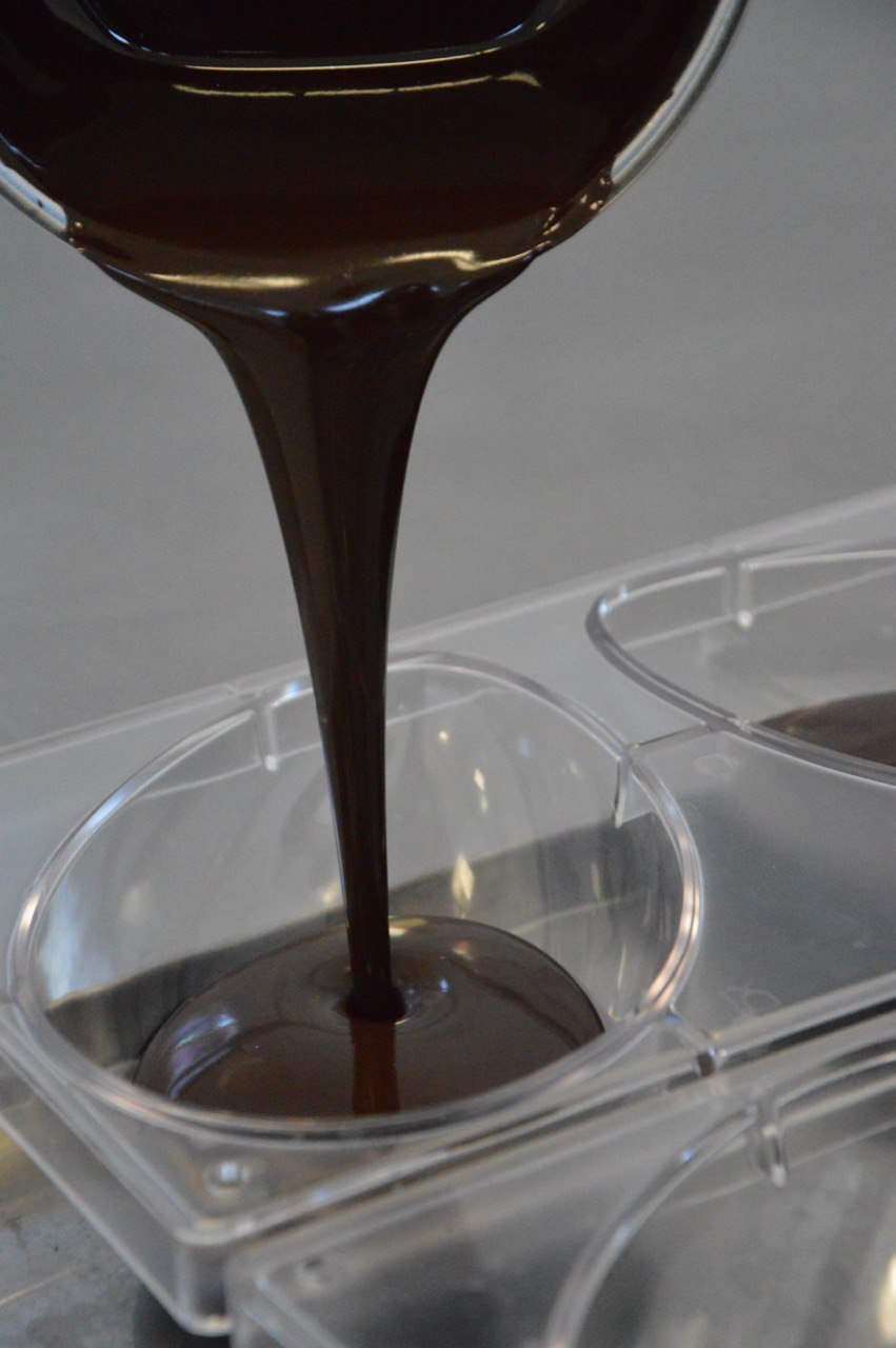 Uovo di Pasqua Cioccolato Fondente e Granella di Pistacchio